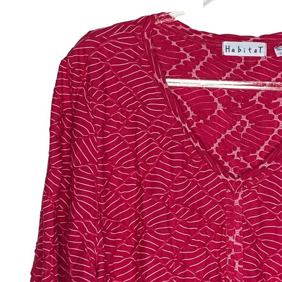 Habitat Clothes to Live In Womens Size Large Pink Top V Neck Textured Pocket - Picture 2 of 10